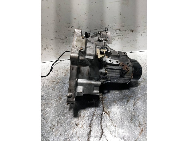 Recambio de caja cambios para mazda 626 berlina (gf) 2.0 ditd ac referencia OEM IAM   