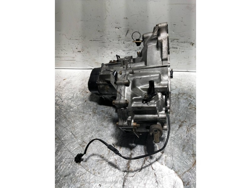 Recambio de caja cambios para mazda 626 berlina (gf) 2.0 ditd ac referencia OEM IAM   