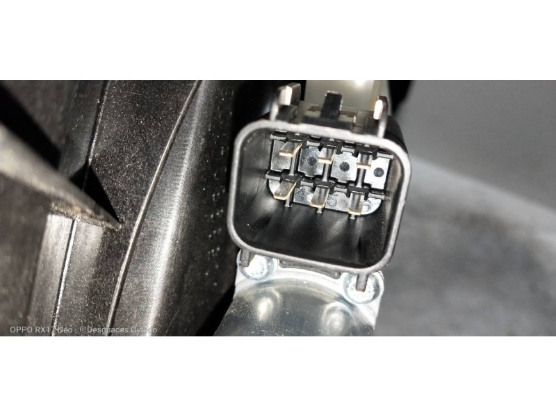 Recambio de elevalunas delantero izquierdo para ford fiesta (ce1) trend referencia OEM IAM H1BBA23201CD  