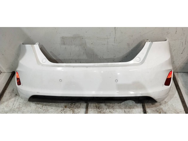 Recambio de paragolpes trasero para ford fiesta (ce1) trend referencia OEM IAM   