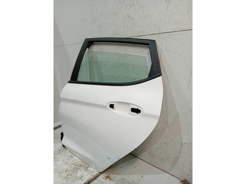 Recambio de puerta trasera izquierda para opel signum básico referencia OEM IAM  5P 