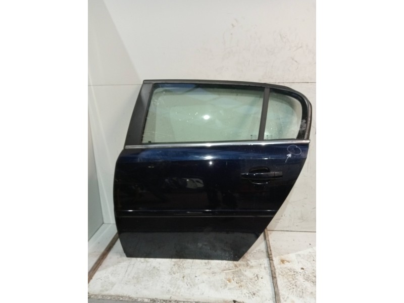 Recambio de puerta trasera izquierda para opel signum básico referencia OEM IAM  5P 