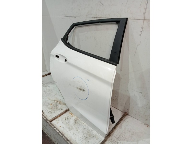 Recambio de puerta trasera derecha para ford fiesta (ce1) trend referencia OEM IAM  5P 