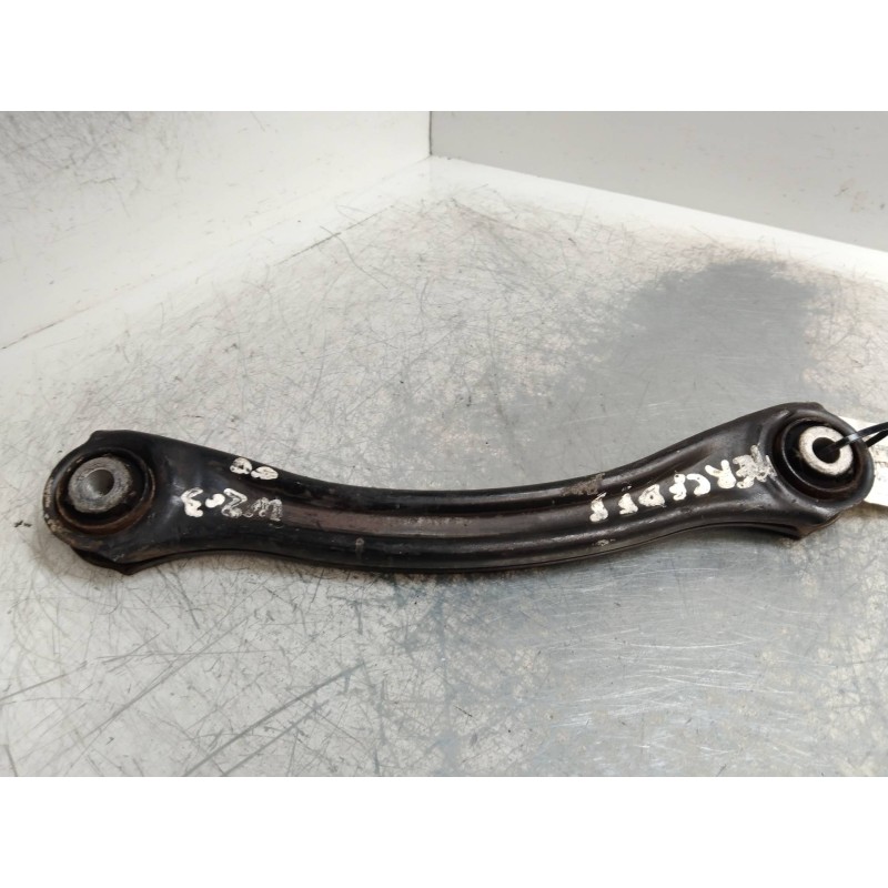 Recambio de brazo suspension inferior trasero izquierdo para mercedes clase c (w203) berlina 2.2 cdi cat referencia OEM IAM   