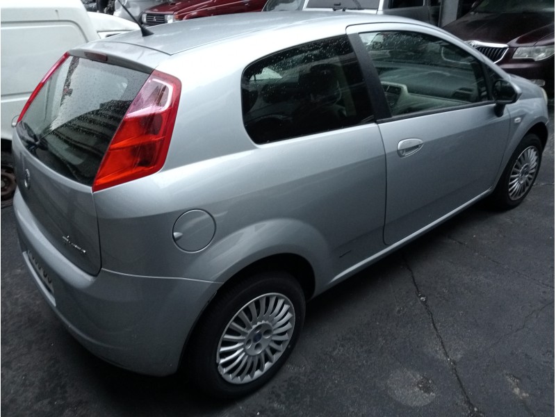 fiat grande punto (199) del año 2005