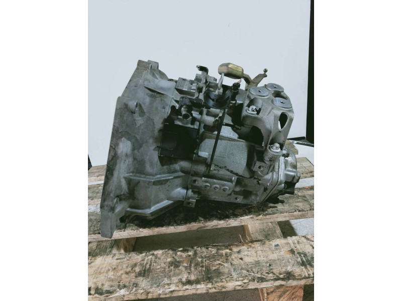 Recambio de caja cambios para opel signum básico referencia OEM IAM S13832B77823 GU13101 871 5V