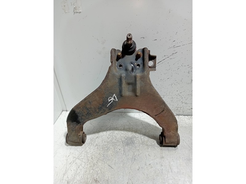 Recambio de brazo suspension inferior delantero derecho para renault maxity fg 130.35/45 referencia OEM IAM   