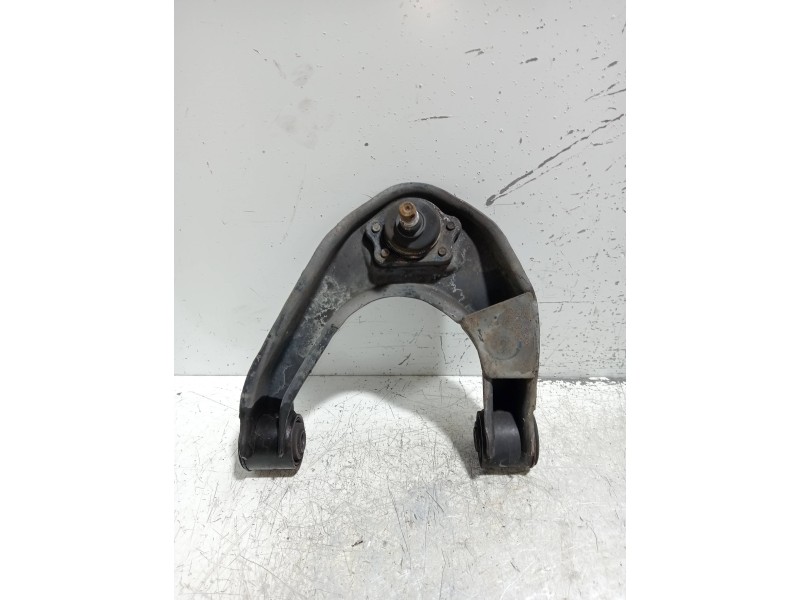 Recambio de brazo suspension superior delantero izquierdo para renault maxity fg 130.35/45 referencia OEM IAM   