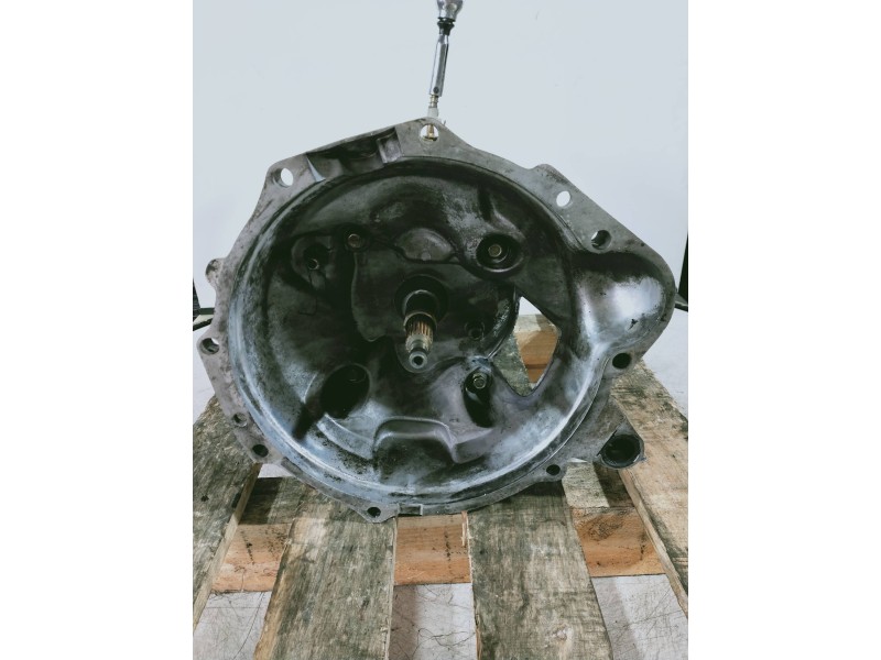 Recambio de caja cambios para volvo serie 240 berlina 240 gl referencia OEM IAM   5V