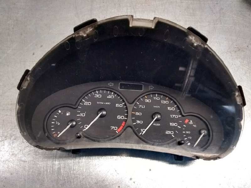 Recambio de cuadro instrumentos para peugeot 206 berlina xr referencia OEM IAM 9648836480  