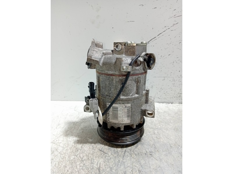 Recambio de compresor aire acondicionado para renault clio iv societé referencia OEM IAM 926000217R 4054933453 