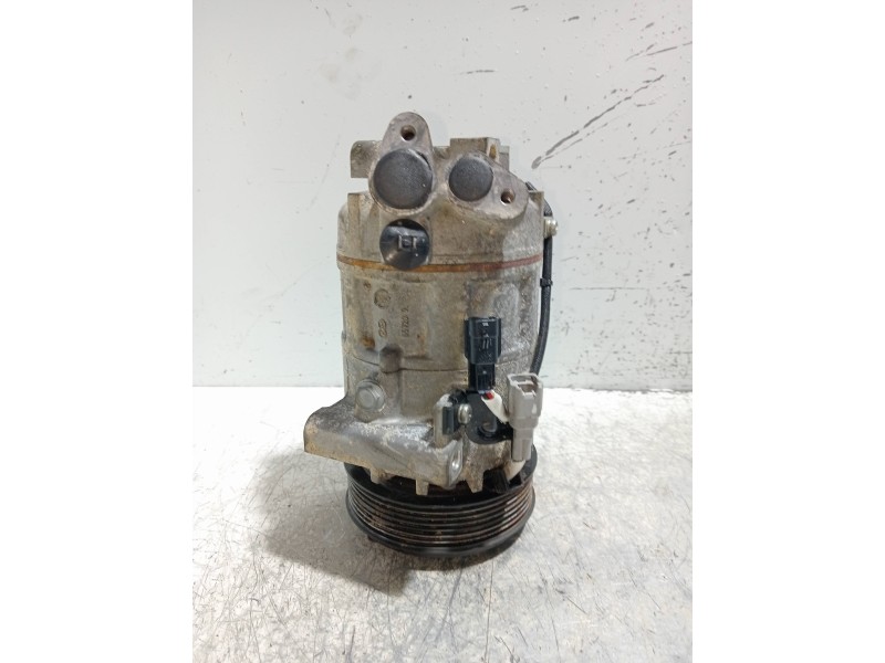 Recambio de compresor aire acondicionado para renault clio iv societé referencia OEM IAM 926000217R 4054933453 