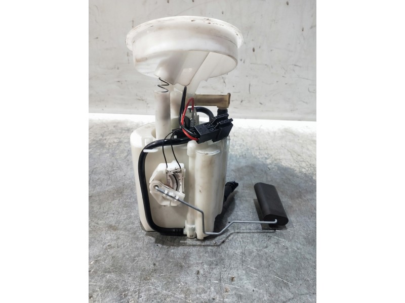 Recambio de bomba combustible para mercedes clase c (w203) sportcoupe c 180 compressor (203.746) referencia OEM IAM 0986580184  