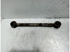 Recambio de brazo suspension inferior trasero derecho para volvo serie 240 berlina 240 gl referencia OEM IAM    2