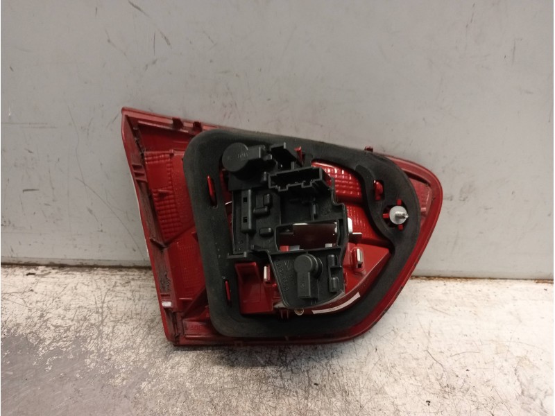 Recambio de piloto trasero derecho interior para seat ibiza st (6j8) style referencia OEM IAM   