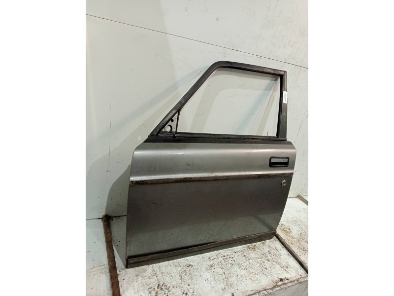 Recambio de puerta delantera izquierda para volvo serie 240 berlina 240 gl referencia OEM IAM   
