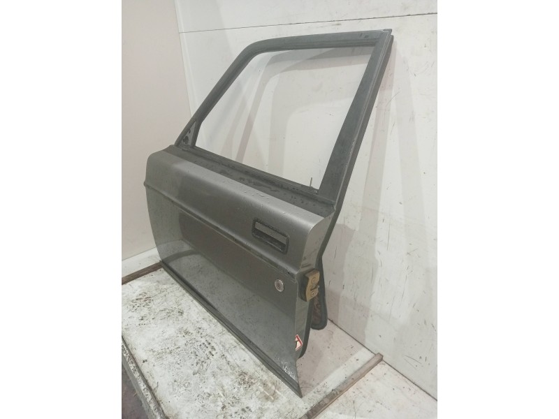 Recambio de aleta delantera izquierda para volvo serie 240 berlina 240 gl referencia OEM IAM  5P 