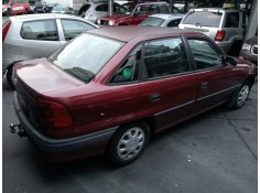 opel astra f berlina del año 1996 2