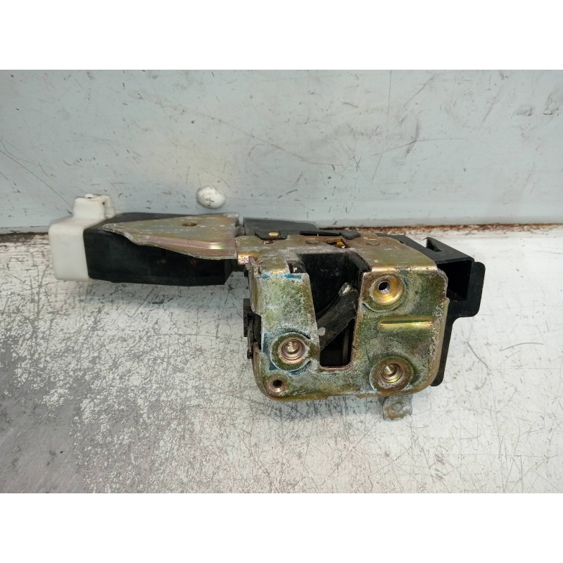 Recambio de motor cierre centralizado delantero derecho para volvo s40 berlina 1.9 d+ (85kw) referencia OEM IAM 7080044 4P 