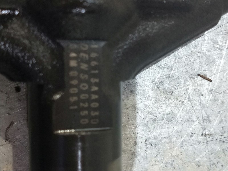 Recambio de inyector para subaru legacy lim. b14 limited referencia OEM IAM 16613AA030 DENSO 
