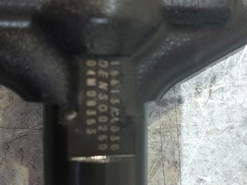 Recambio de inyector para subaru legacy lim. b14 limited referencia OEM IAM 16613AA030 DENSO 