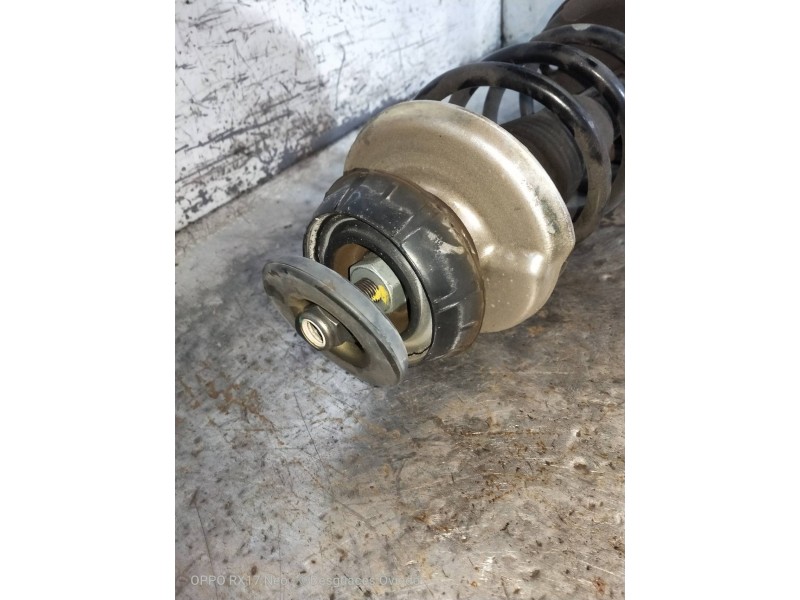 Recambio de amortiguador delantero derecho para dacia duster ii comfort referencia OEM IAM 8200813791D  