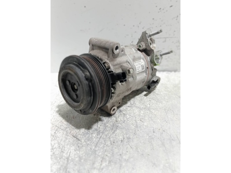 Recambio de compresor aire acondicionado para ford fiesta (ce1) trend referencia OEM IAM H1BH19D629DA 20180310 