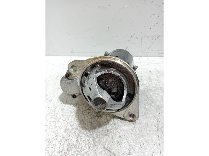 Recambio de motor arranque para ford fiesta (ce1) trend referencia OEM IAM H1BT11000AD 8C82203BK 