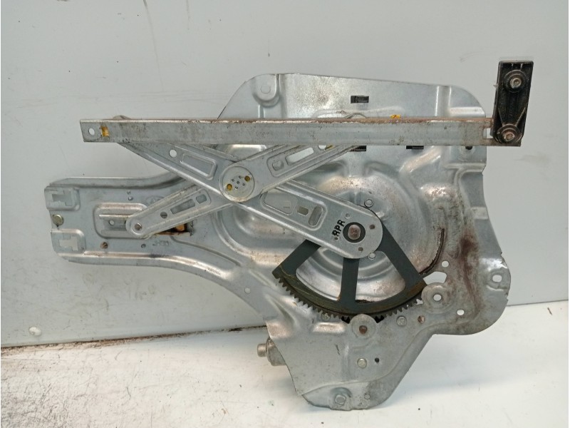 Recambio de elevalunas trasero derecho para kia cerato 2.0 ex crdi berlina (4-ptas.) referencia OEM IAM 834802F020 4J26A0226 