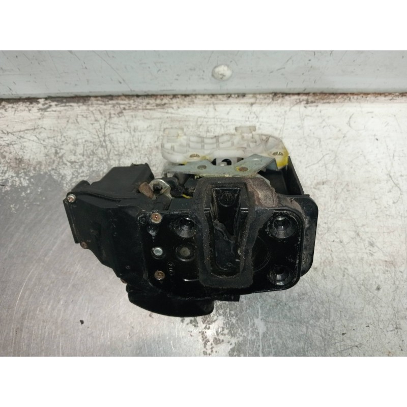 Recambio de motor cierre centralizado delantero derecho para kia cerato 2.0 ex crdi berlina (4-ptas.) referencia OEM IAM  4P 