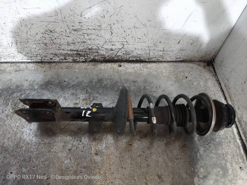 Recambio de amortiguador delantero izquierdo para dacia duster ii comfort referencia OEM IAM 8200813791D  