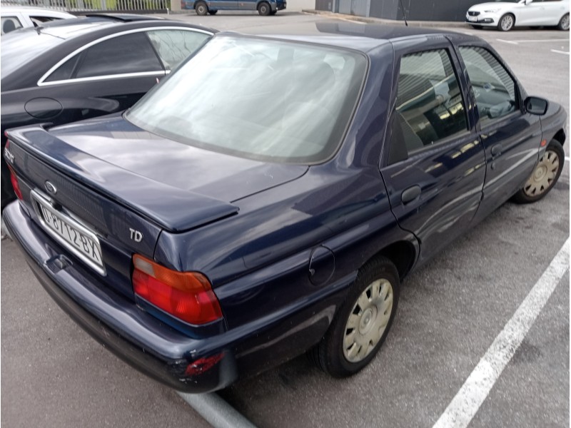 ford escort berl./turnier del año 1998 ford escort berl./turnier del año 1998