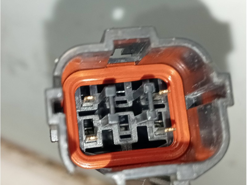 Recambio de motor cierre centralizado trasero derecho para kia cerato 2.0 ex crdi berlina (4-ptas.) referencia OEM IAM  4P 