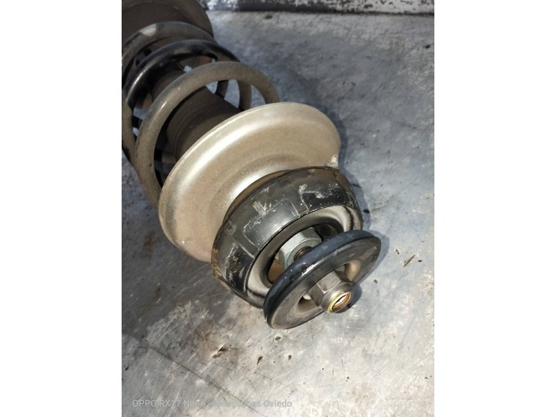 Recambio de amortiguador delantero izquierdo para dacia duster ii comfort referencia OEM IAM 8200813791D  