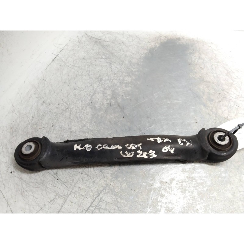 Recambio de brazo suspension inferior trasero derecho para mercedes clase c (w203) familiar 2.2 cdi cat referencia OEM IAM   