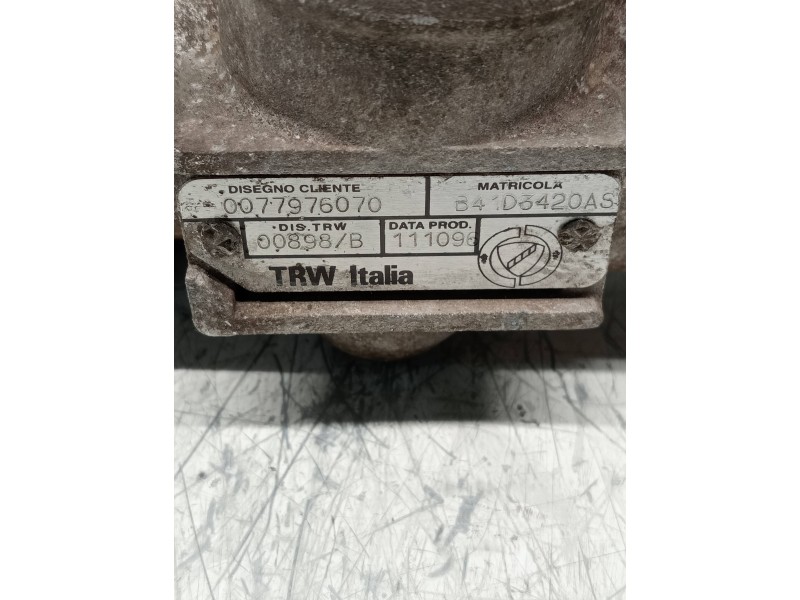 Recambio de cremallera direccion para fiat punto berlina (176) 1.2 cat referencia OEM IAM 0077976070  