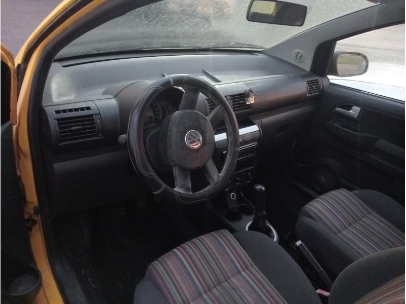 volkswagen fox (5z1) del año 2005
