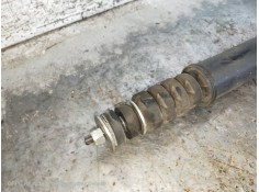 Recambio de amortiguador trasero derecho para dacia duster ii comfort referencia OEM IAM 562105043R   2
