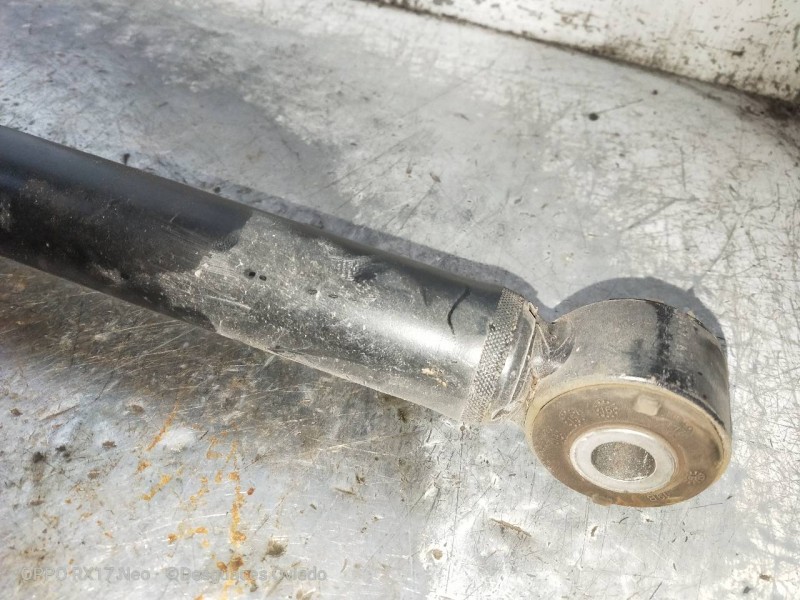 Recambio de amortiguador trasero derecho para dacia duster ii comfort referencia OEM IAM 562105043R  