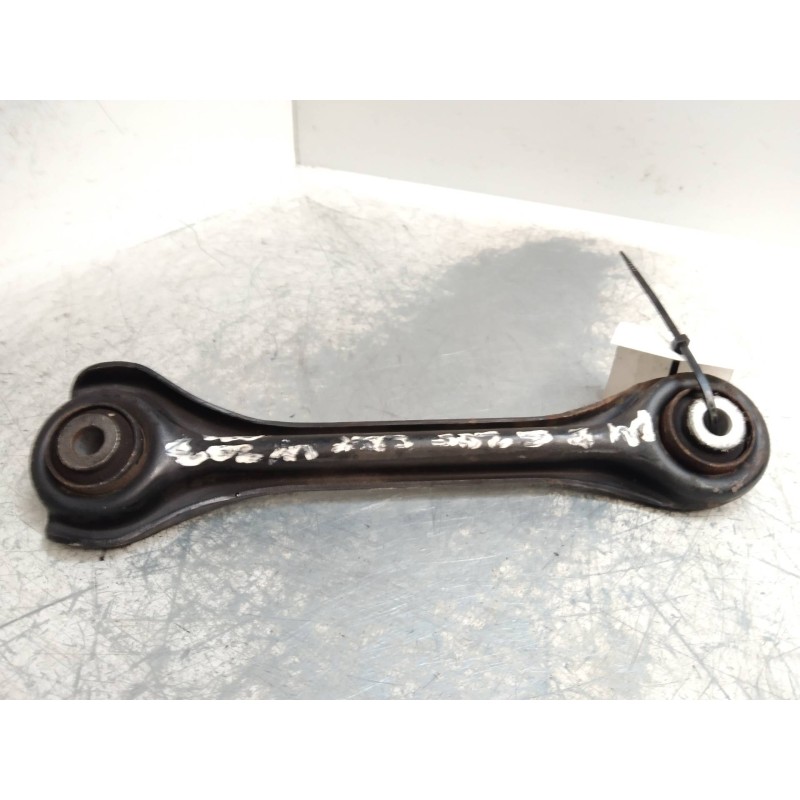 Recambio de brazo suspension inferior trasero derecho para mercedes clase c (w203) familiar 2.2 cdi cat referencia OEM IAM   
