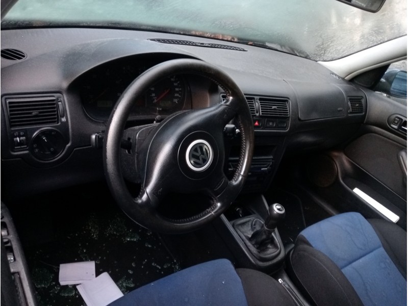 volkswagen golf iv berlina (1j1) del año 1998