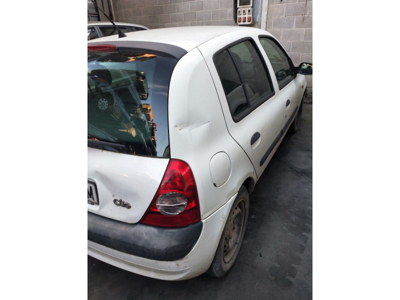 renault clio ii fase ii (b/cb0) del año 2001
