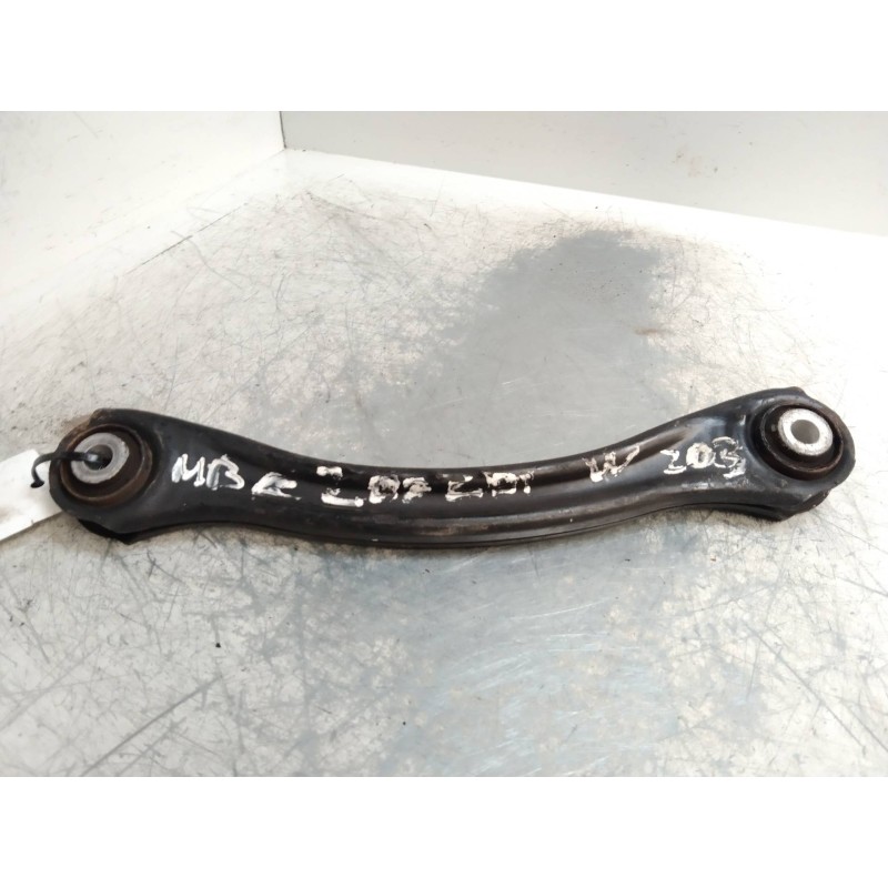Recambio de brazo suspension inferior trasero izquierdo para mercedes clase c (w203) familiar 2.2 cdi cat referencia OEM IAM   
