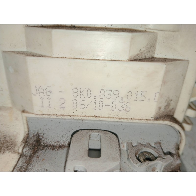 Recambio de motor cierre centralizado delantero derecho para audi a4 avant (8k5) (2008) 2.0 tdi referencia OEM IAM 8K08390150  