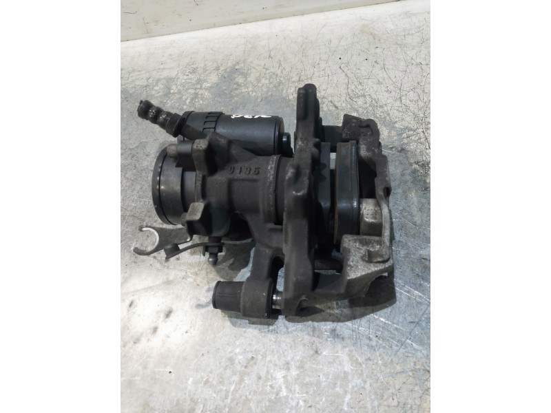 Recambio de pinza freno trasera derecha para mini clubman (f54) one d referencia OEM IAM 679895807R  