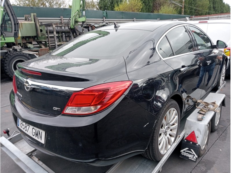 opel insignia berlina del año 2009