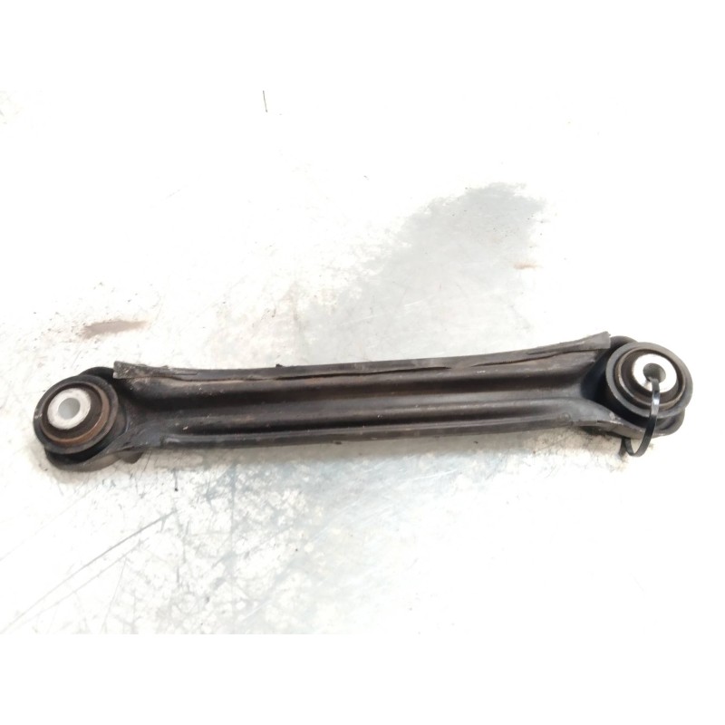 Recambio de brazo suspension inferior trasero izquierdo para mercedes clase c (w203) familiar 2.2 cdi cat referencia OEM IAM   