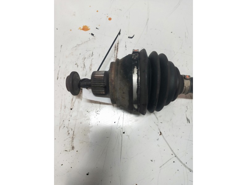 Recambio de transmision delantera izquierda para audi a4 avant (8k5) (2008) 2.0 tdi referencia OEM IAM 8K0407271Q Y1Q 