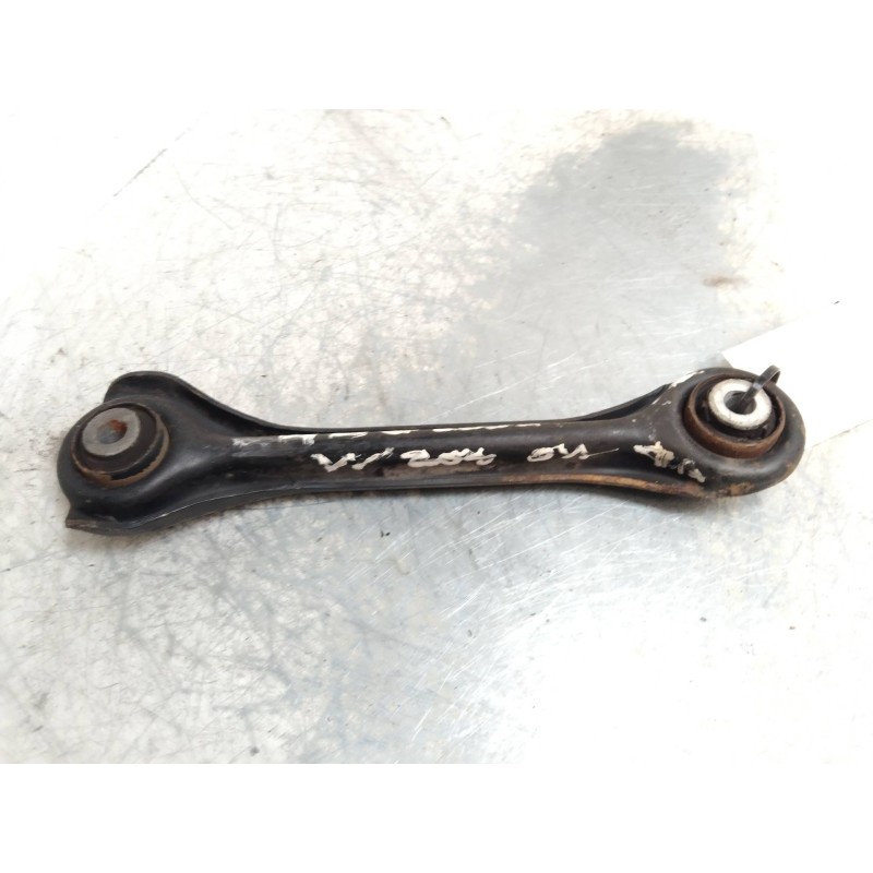 Recambio de brazo suspension inferior trasero izquierdo para mercedes clase c (w203) familiar 2.2 cdi cat referencia OEM IAM   