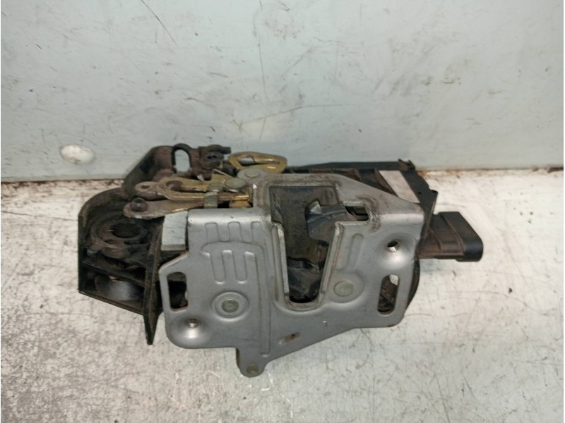 Recambio de motor cierre centralizado trasero izquierdo para mercedes clase m (w163) 270 cdi inspiration (163.113) referencia OE